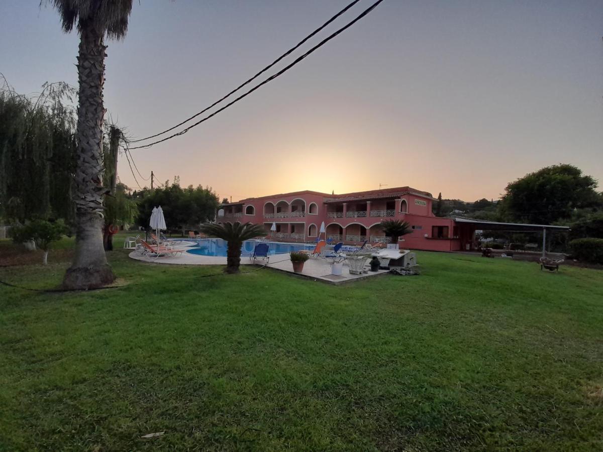 Aronda Apartments ダシア エクステリア 写真