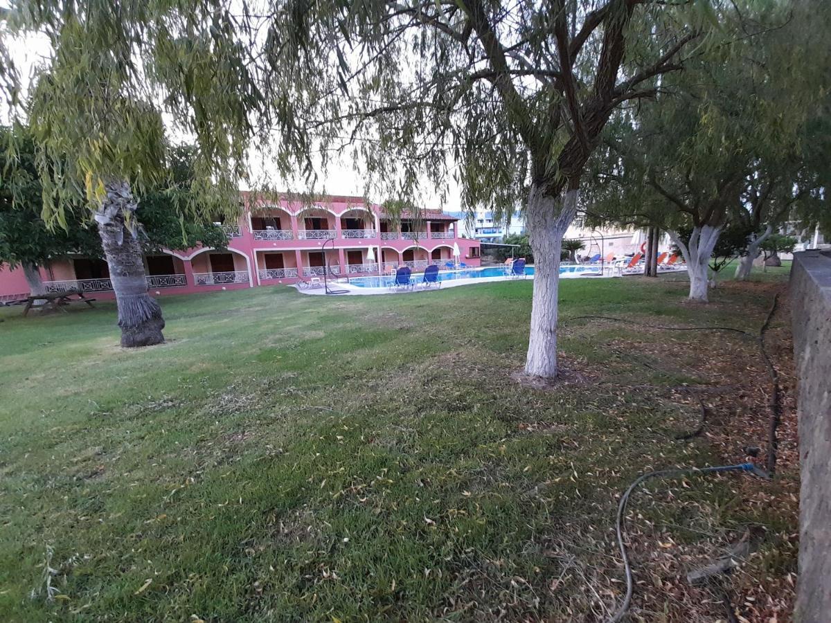 Aronda Apartments ダシア エクステリア 写真