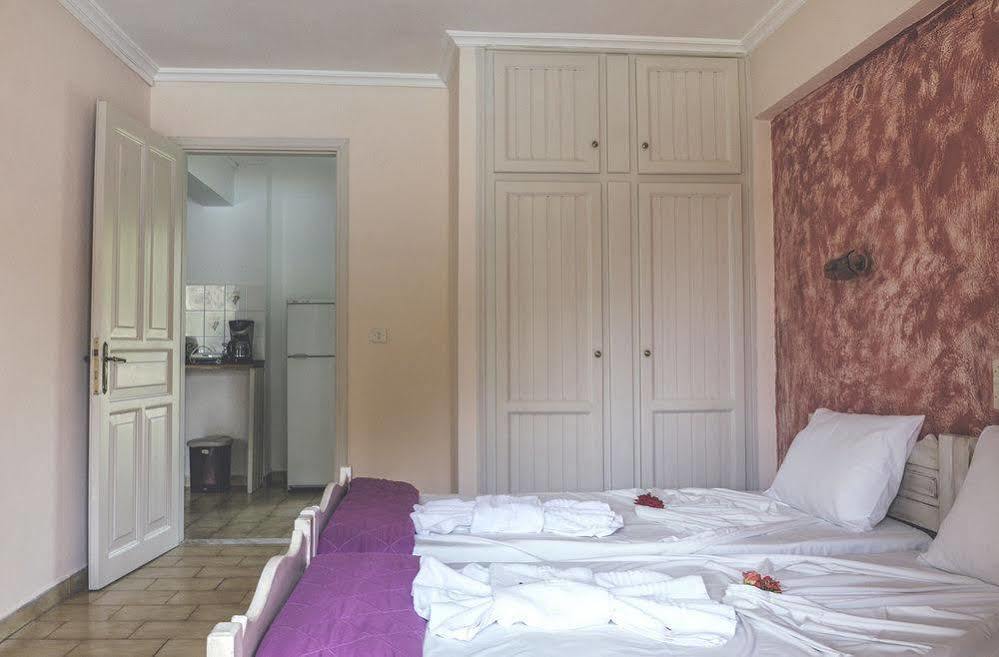 Aronda Apartments ダシア エクステリア 写真